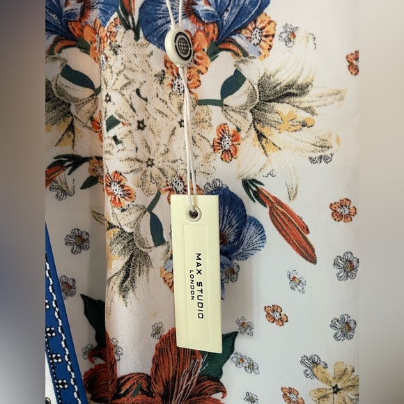 NWT Max Studio London Women's Kimono XS or L, Floral Print Orange Navy Cream. - Picture 3 of 6